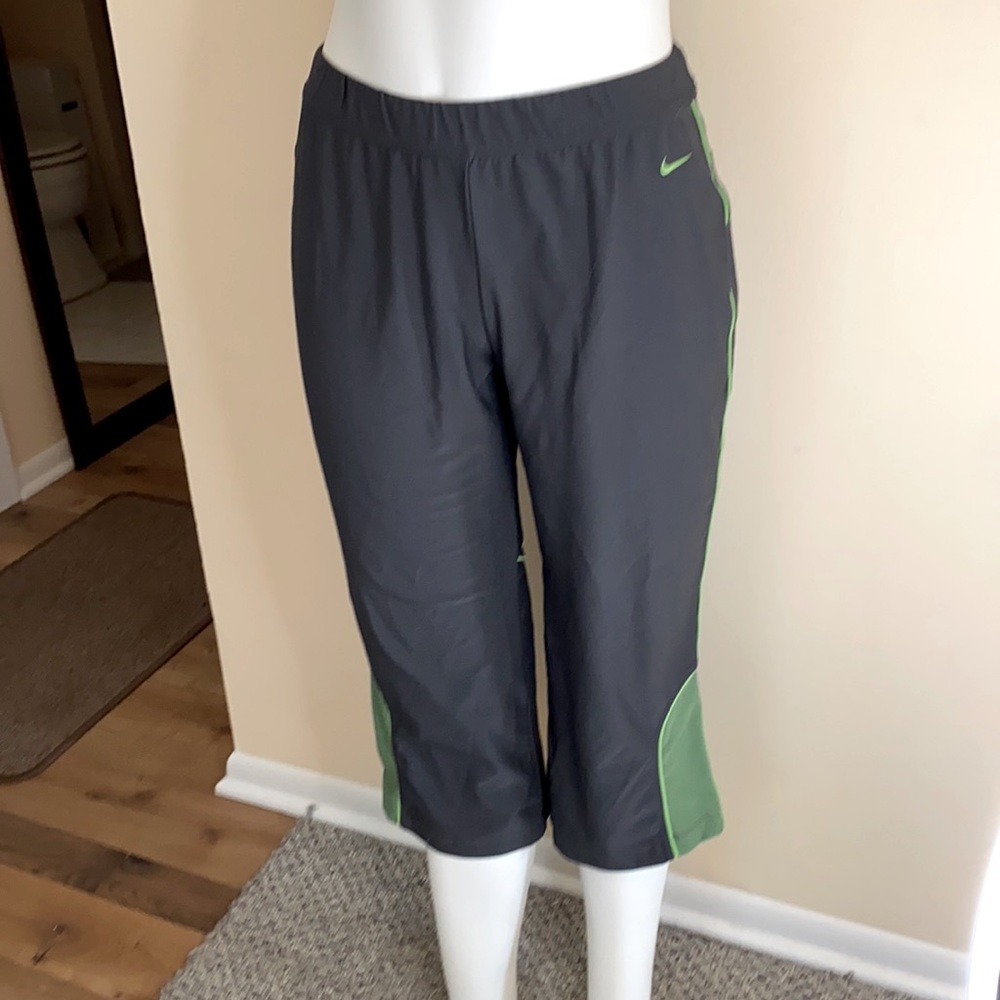 Nike Dri Fit Capri Pant